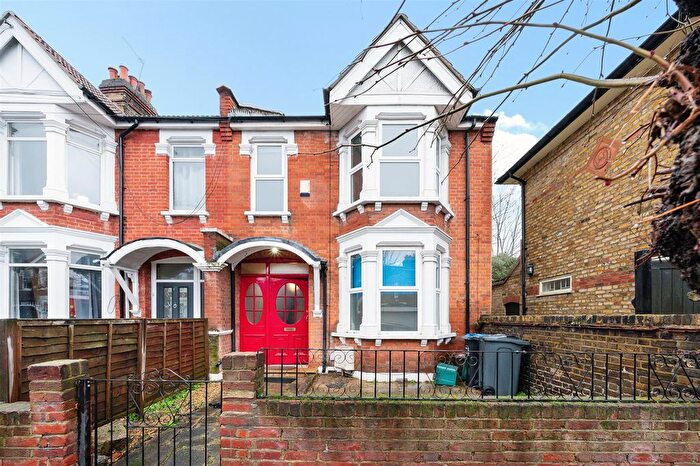 5 Bedroom End Of Terrace House For Sale In Kirkley Road, Wimbledon, London, SW19