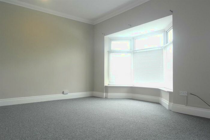 2 Bedroom Flat To Rent In Anlaby High Road, Hull, HU4