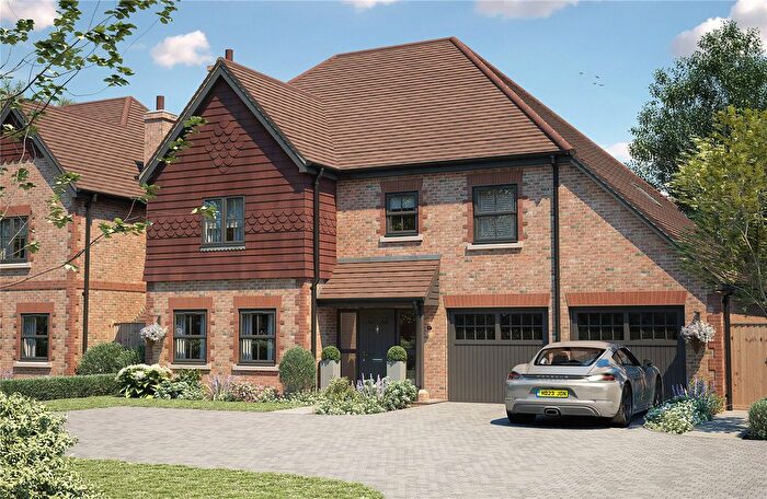 5 Bedroom Detached House For Sale In Chiddingfold, Godalming, Surrey, GU8