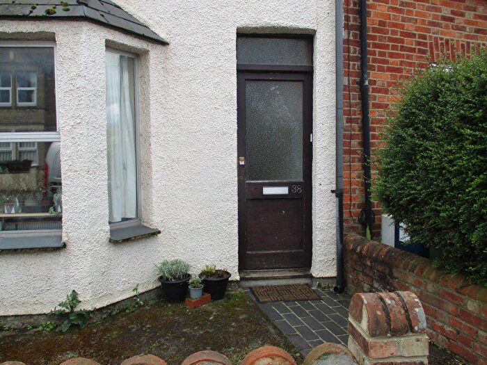 4 Bedroom Cottage To Rent In Crescent Road, OX4