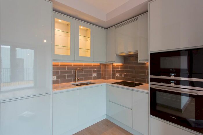 2 Bedroom Flat To Rent In Ram Quarter, Wandsworth, SW18