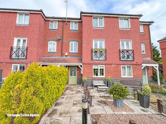 4 Bedroom Terraced House For Sale In Node Way Gardens, Welwyn, AL6