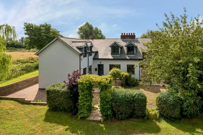 3 Bedroom Cottage For Sale In Whitewall, Magor, Monmouthshire, NP26