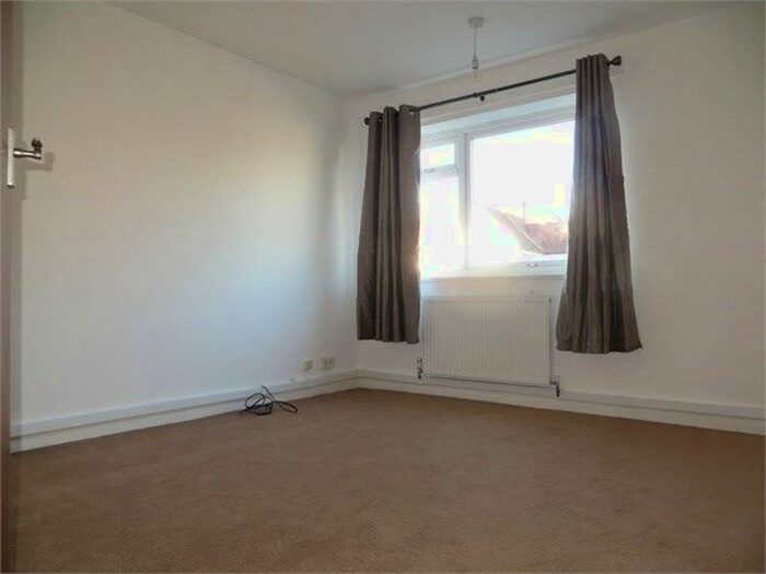 3 Bedroom Flat To Rent In Chislehurst Road, Sidcup, DA14