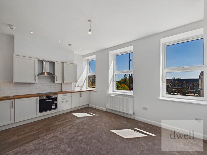 1 Bedroom Apartment To Rent In Chapeltown, Pudsey, Leeds, LS28