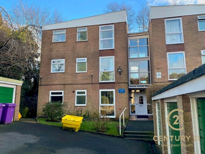 2 Bedroom Flat To Rent In Rockmount Close, Woolton, L25