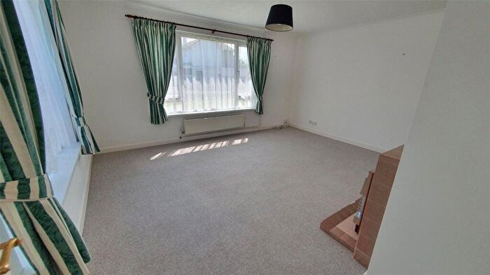 2 Bedroom Bungalow For Sale In Eastoke Avenue, Hayling Island, Hampshire, PO11