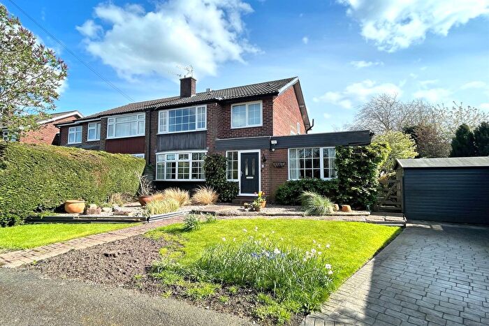 3 Bedroom Semi Detached House For Sale In School Close, Knutsford, WA16