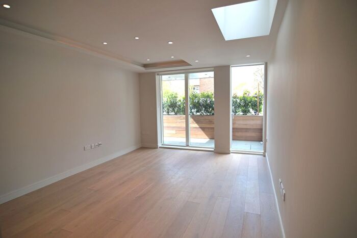 1 Bedroom Flat To Rent In Devonshire Road, Chiswick, W4