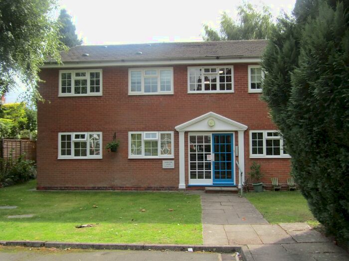 2 Bedroom Flat To Rent In Shenstone Court, Lawford Grove, Shirley, B90