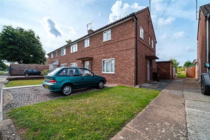 2 Bedroom Maisonette To Rent In Walnut Tree Way, Colchester, Essex, CO2