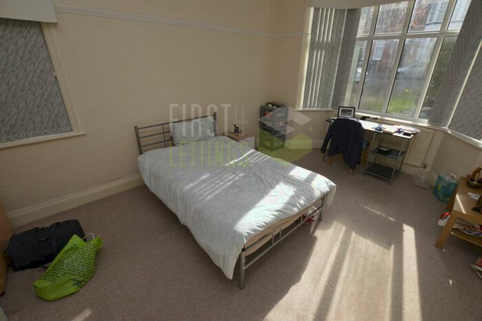 3 Bedroom Flat To Rent In Albert Road, Leicester, LE2