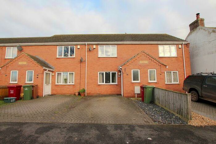 2 Bedroom Terraced House To Rent In Moat Lane, South Killingholme, DN40