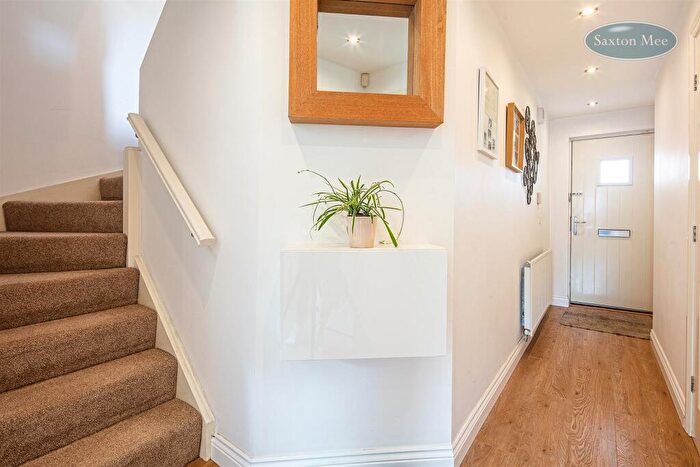 3 Bedroom Town House For Sale In Shining Bank, Handsworth, Sheffield, S13