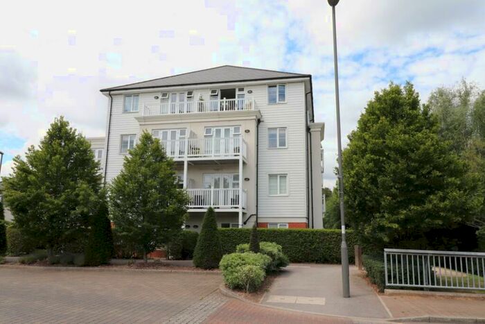 1 Bedroom Apartment To Rent In Sierra Road, High Wycombe, HP11