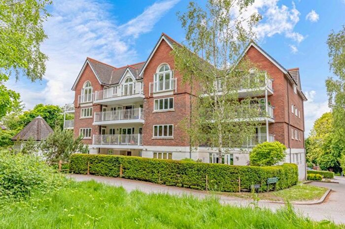 1 Bedroom Flat For Sale In Highgate Road, Forest Row, RH18