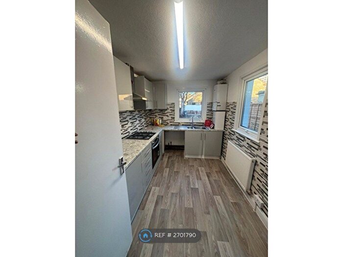 3 Bedroom Terraced House To Rent In Falcon Road, Enfield, EN3