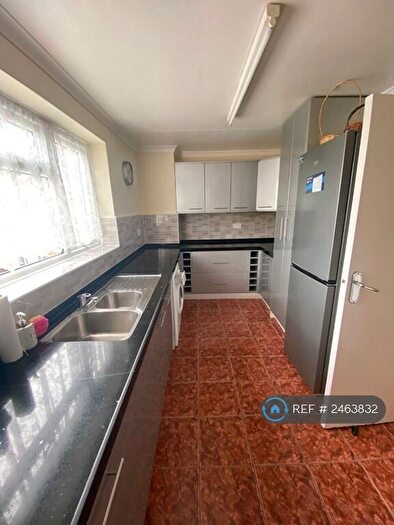 2 Bedroom Flat To Rent In Bridgewater Road, Wembley, HA0