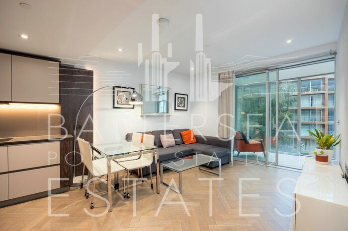 2 Bedroom Flat To Rent In L-, Circus Road West, Battersea, SW11