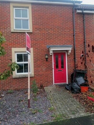 4 Bedroom Terraced House To Rent In Doulton Close, Swindon, SN25