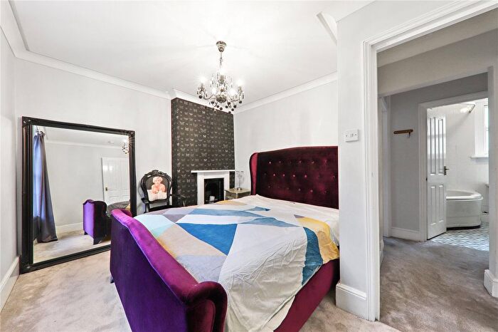 1 Bedroom Flat To Rent In New Row, Covent Garden, London, WC2N