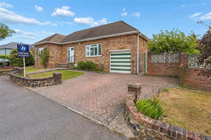 3 Bedroom Bungalow For Sale In The Drive, Gravesend, Kent, DA12