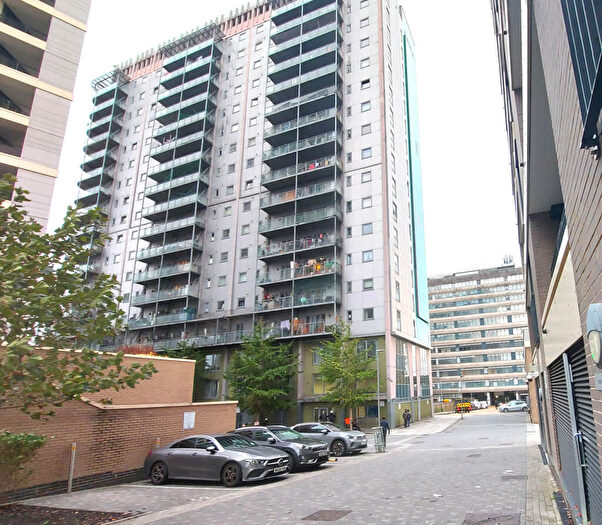 2 Bedroom Apartment For Sale In Icon Building, Ilford Hill, Ilford, Redbridge, IG1