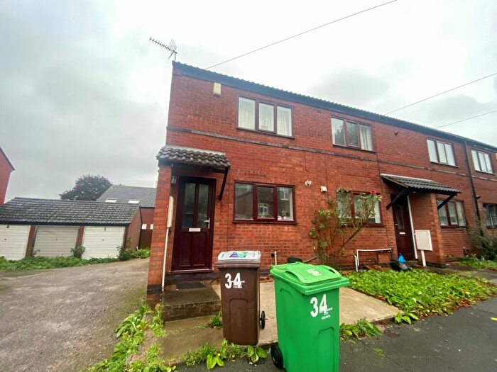 2 Bedroom House To Rent In £ Pppw, Allington Avenue, Lenton, NG7