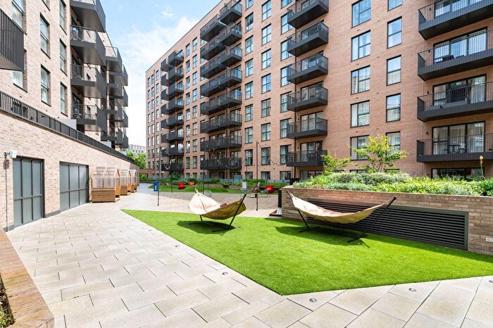 1 Bedroom Flat To Rent In Uncle Colindale, Colindale, London, NW9