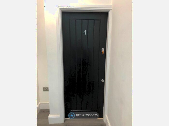 1 Bedroom Flat To Rent In Crosby Road South, Liverpool, L21