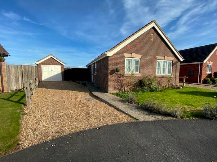 2 Bedroom Detached Bungalow To Rent In Wheatsheaf Close, Sibsey, PE22