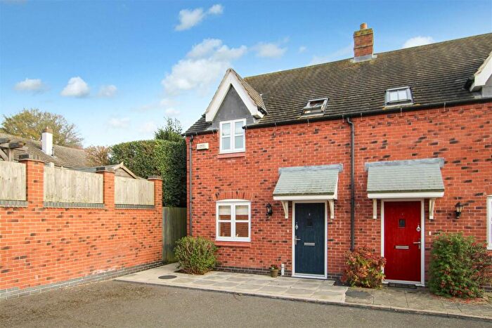 3 Bedroom End Of Terrace House For Sale In Old Cow Sheds Drive, Heather, LE67