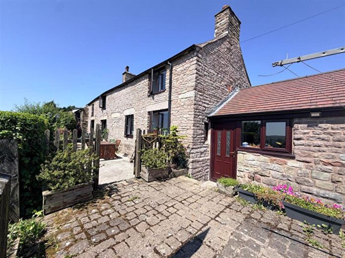 3 Bedroom Detached House For Sale In Quarnford, Buxton, SK17