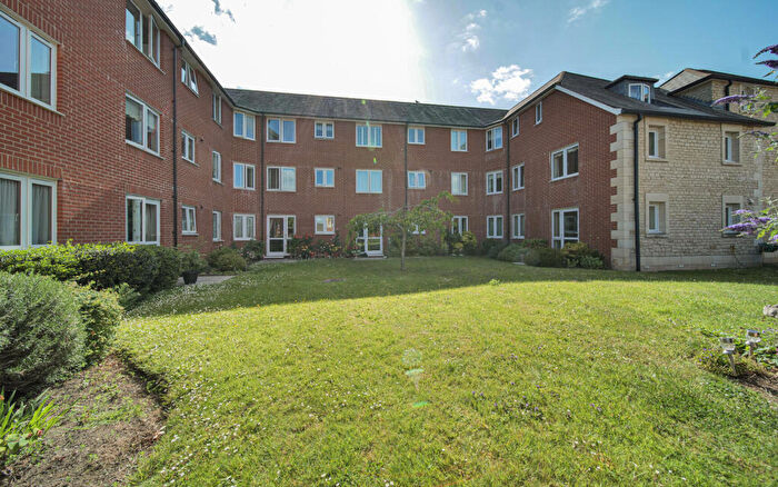 2 Bedroom Retirement Property For Sale In Lowbourne, Melksham, SN12