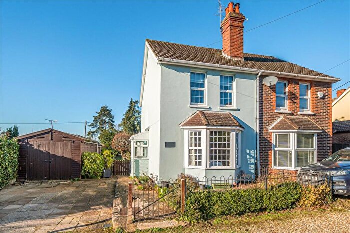 3 Bedroom Semi-Detached House For Sale In Mayflower Road, Whitehill, Bordon, Hampshire, GU35