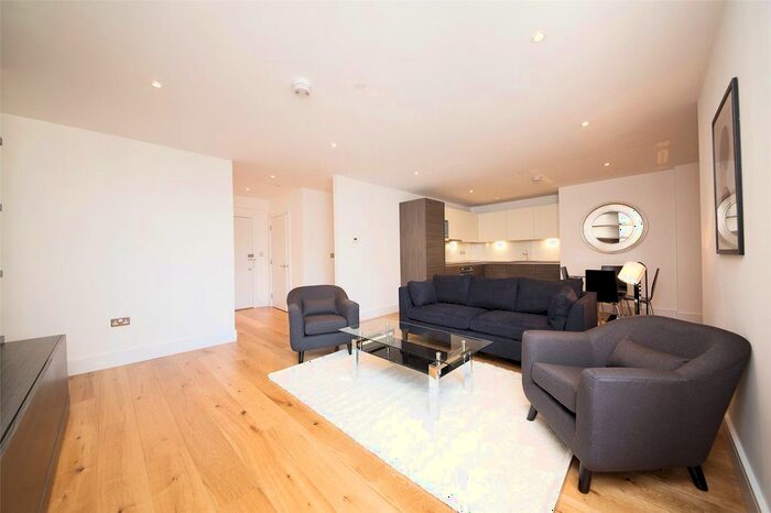 2 Bedroom Flat To Rent In The Printworks, Clapham Road, London, SW9