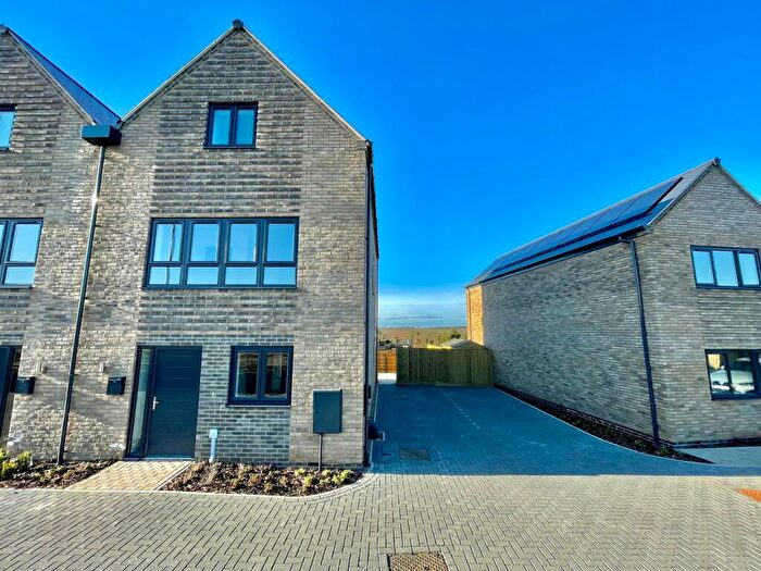 4 Bedroom Semi-Detached House For Sale In Wolverton Road, Great Linford, Milton Keynes, MK14