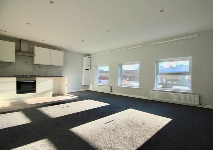 Studio To Rent In Bellegrove Road, Welling DA16