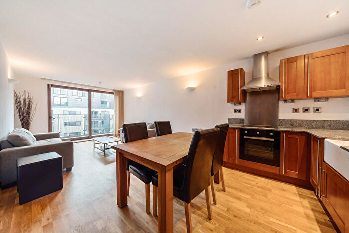 2 Bedroom Apartment To Rent In Advent House, Isaac Way, M4