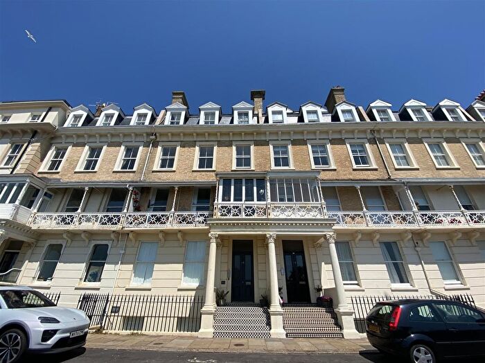 1 Bedroom Property To Rent In Heene Terrace, Worthing, BN11