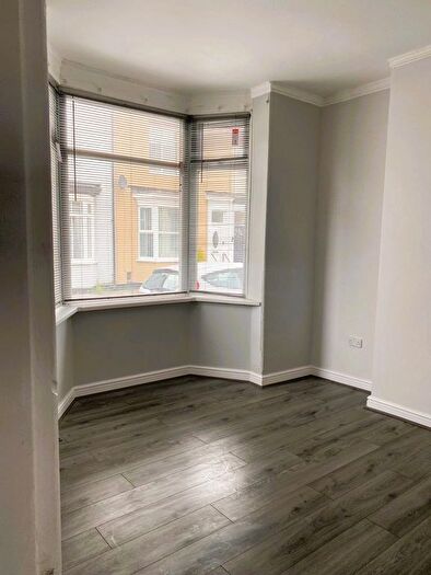 4 Bedroom Town House To Rent In Vicarage Street, Stockton-On-Tees, TS19