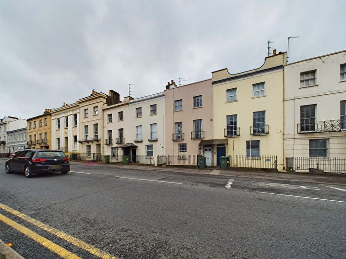 1 Bedroom Flat To Rent In London Road, Cheltenham, Gloucestershire, GL52