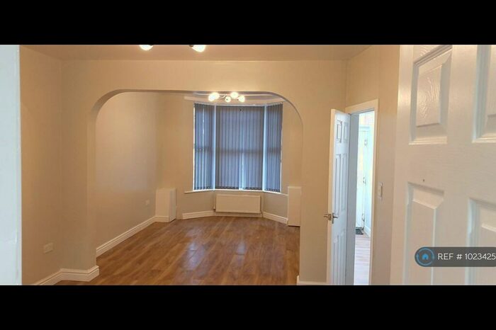 3 Bedroom Terraced House To Rent In Beatrice Street, Bootle, L20
