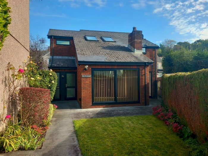 3 Bedroom House To Rent In Alexandra Terrace, Abernant, Aberdare, CF44