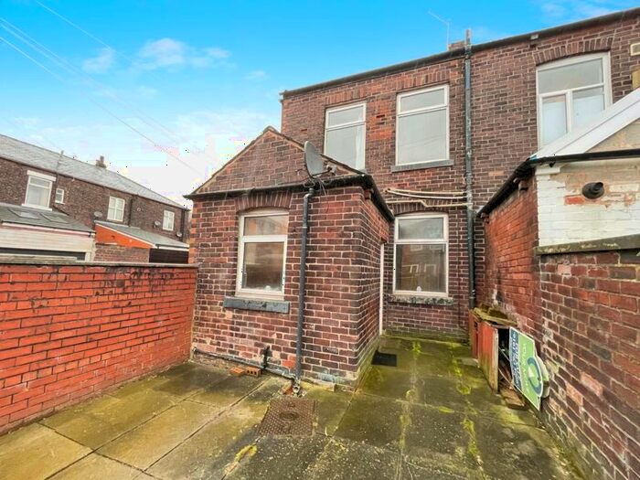 3 Bedroom Terraced House For Sale In Stephen Street South, Bury, BL8