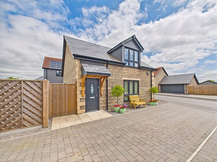 2 Bedroom Detached House For Sale In School Street, Drayton, TA10