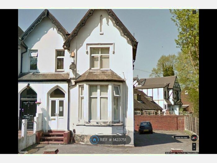 Studio To Rent In Lower Broughton Rd, Higher Broughton, M7