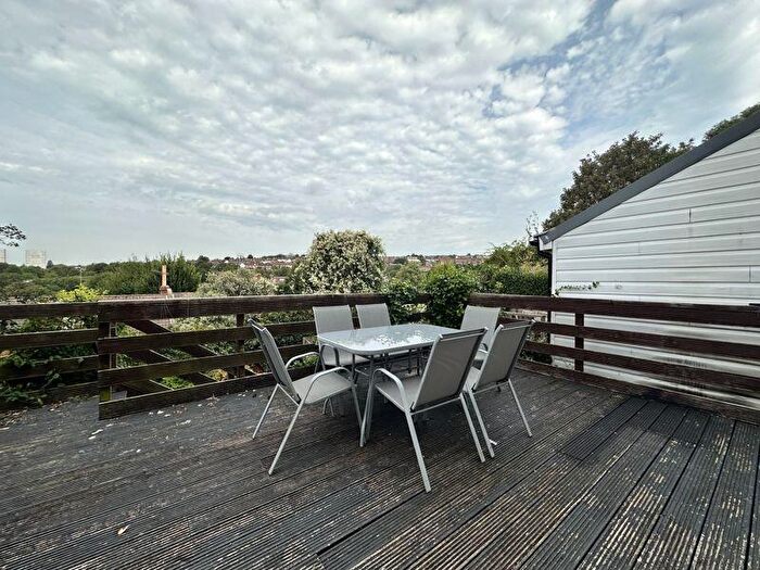 5 Bedroom Terraced House To Rent In Ewhurst Road, Brighton, BN2