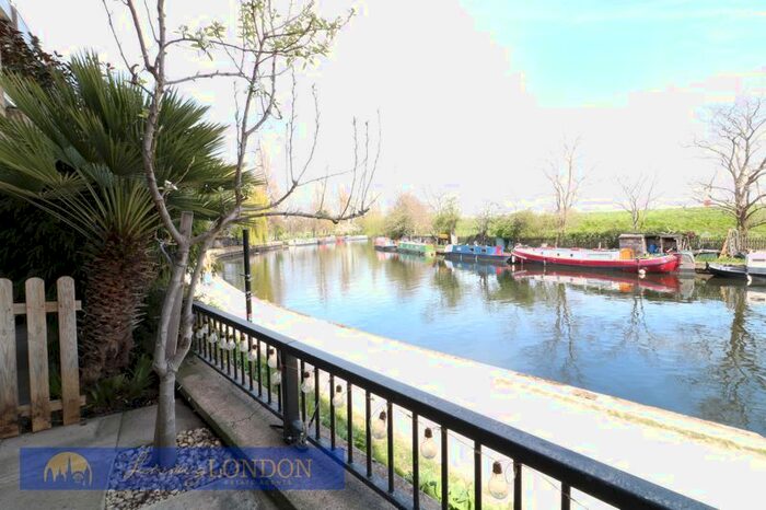 1 Bedroom Flat To Rent In Grovelands Road, London, N15