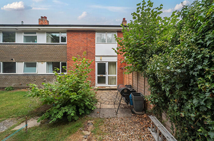 1 Bedroom Apartment For Sale In Harefields, Oxford, OX2